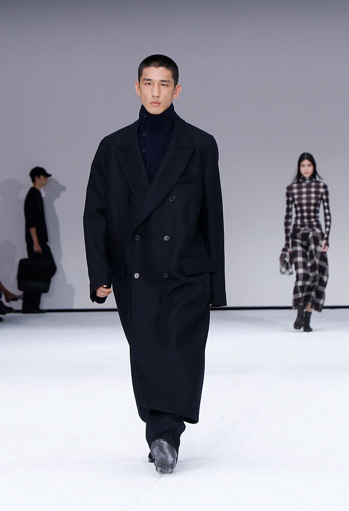 COS - Runway - September 2025 New York Fashion Week