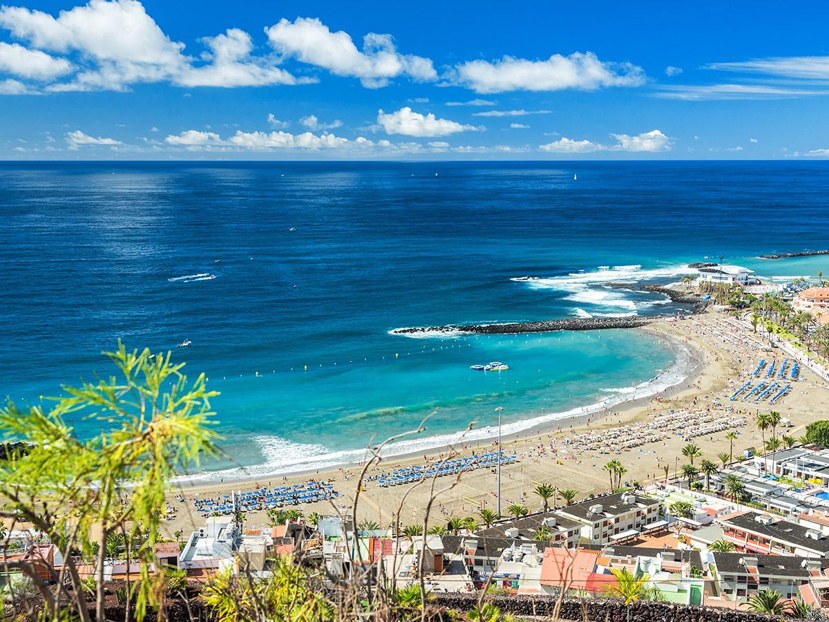 Tenerife, spiaggia di Las Vistas Tenerife, spiaggia di Las Vistas