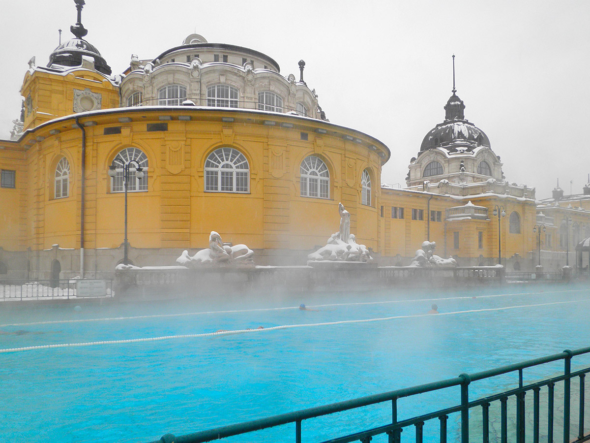 Budapest, le terme di Szechenyi Budapest, le terme di Szechenyi