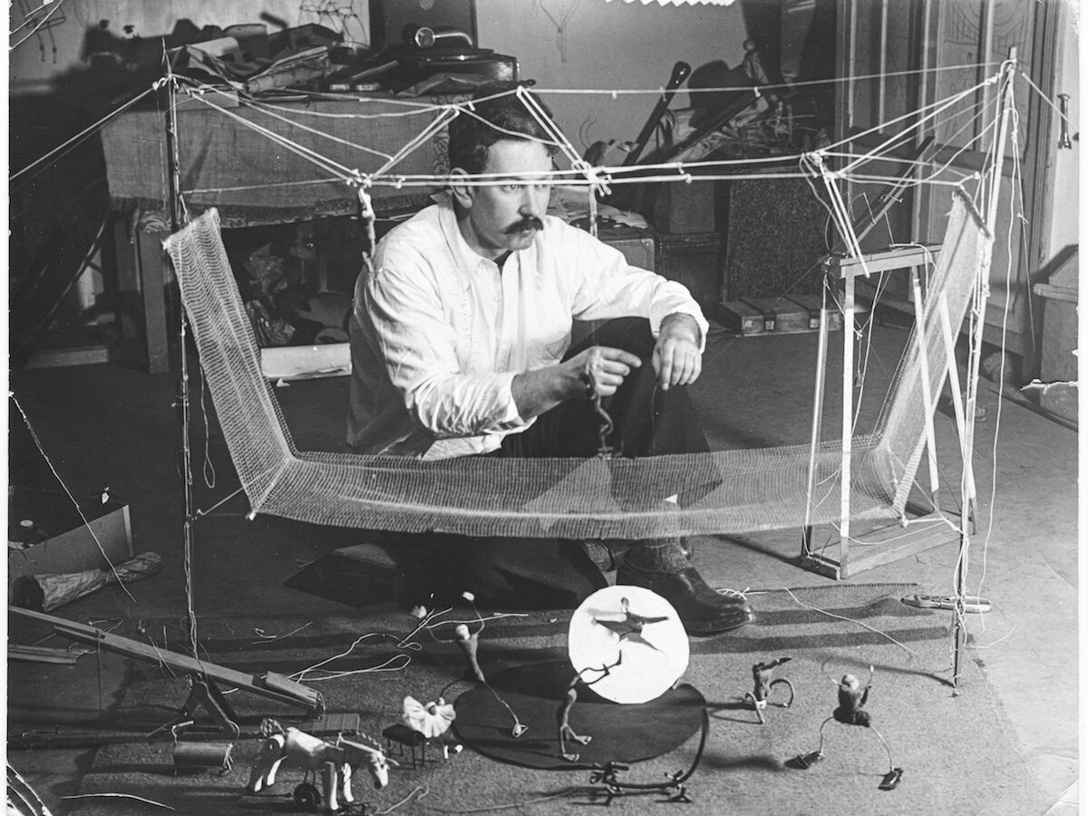 Sacha Stone, Calder and the Cirque Calder (1926-1931), 1929 Calder Foundation, New York © 2026 Calder Foundation, New York / ADAGP, Paris Photo courtesy of Calder Foundation, New York / Art Resource, New York © Sacha Stone.jpg