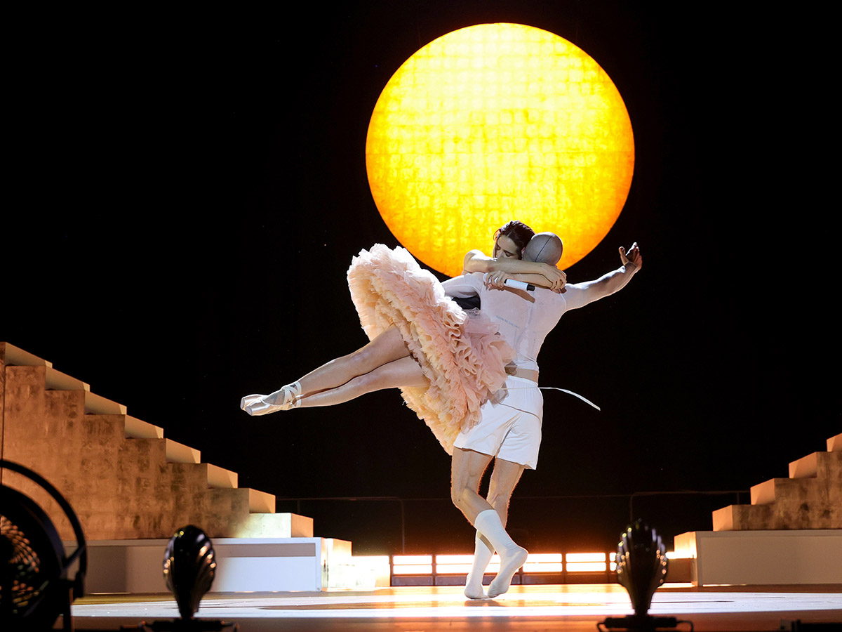 Rosalía in concerto a Parigi per il Lux Tour