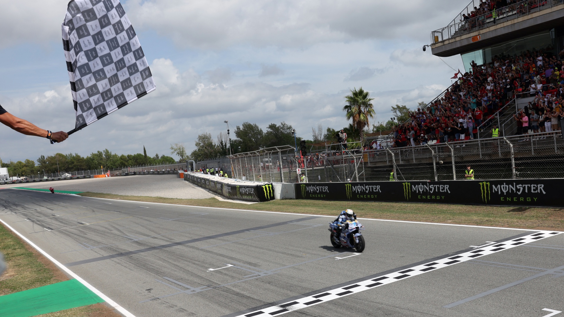 MotoGP Catalogna 2026: gli orari TV su Sky, Now e TV8