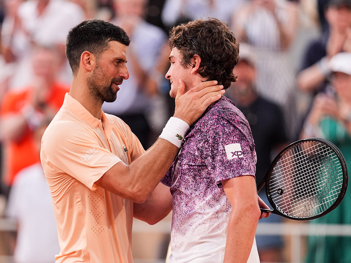 João Fonseca e Novak Djokovic