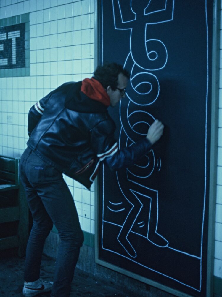 Keith Haring a Roma: mostra, 140 opere e moto Yamaha