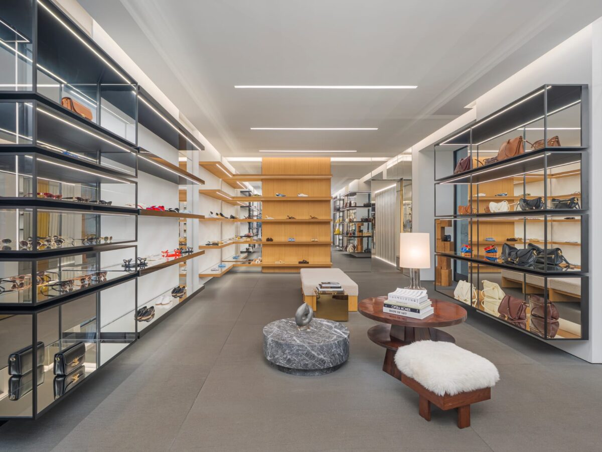 Boutique Celine rinnovata in via Condotti a Roma